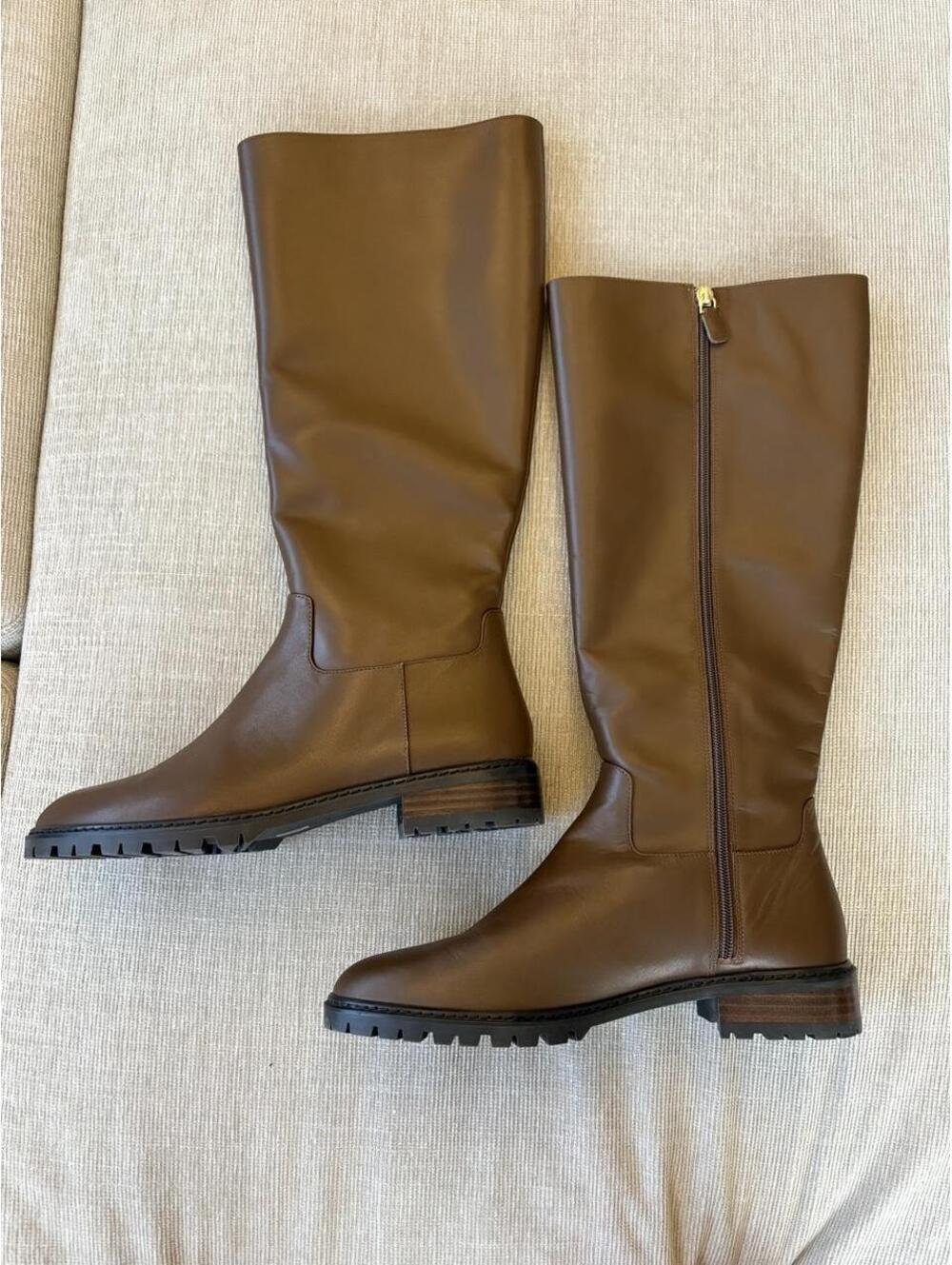 Stuart Weitzman Women's Brown and Tan Boot